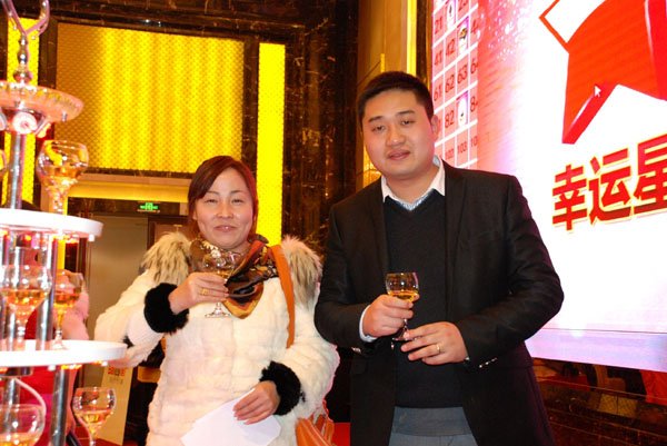 1690853295169846.jpg 2.jpg