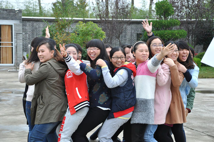 熱烈慶祝鹽城思科2014年Q3季度優(yōu)秀員工表彰大會圓滿舉行！